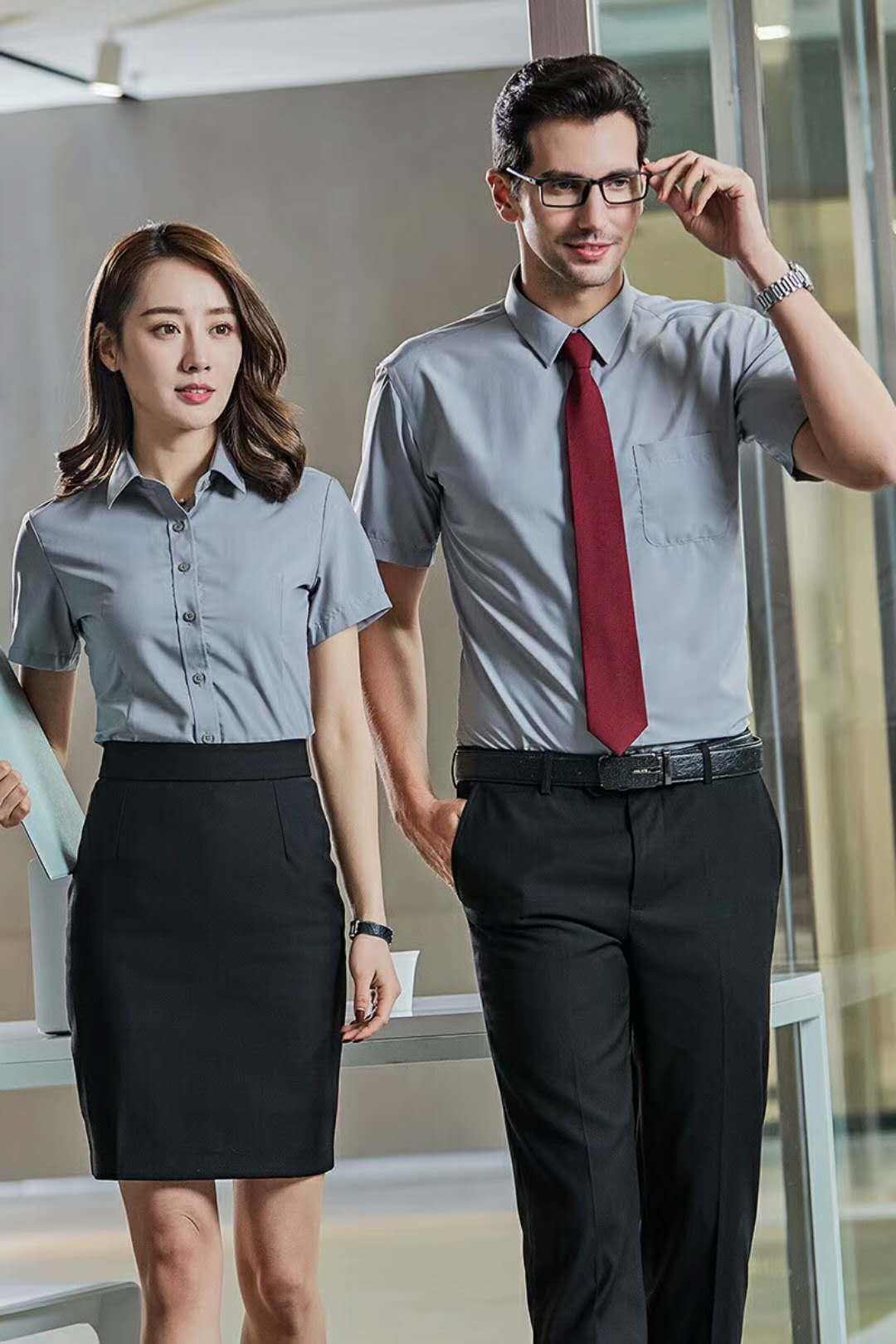 深圳工作服生產(chǎn)廠家十大選擇標(biāo)準(zhǔn)：專業(yè)定制全流程解析